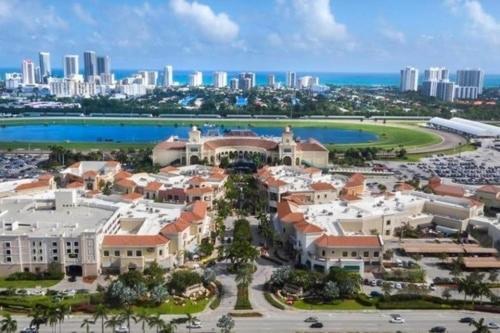 Private Hallandale Beach Studio Wbath Walking Distance To The Beach Pool Free Parking Zewnętrze zdjęcie